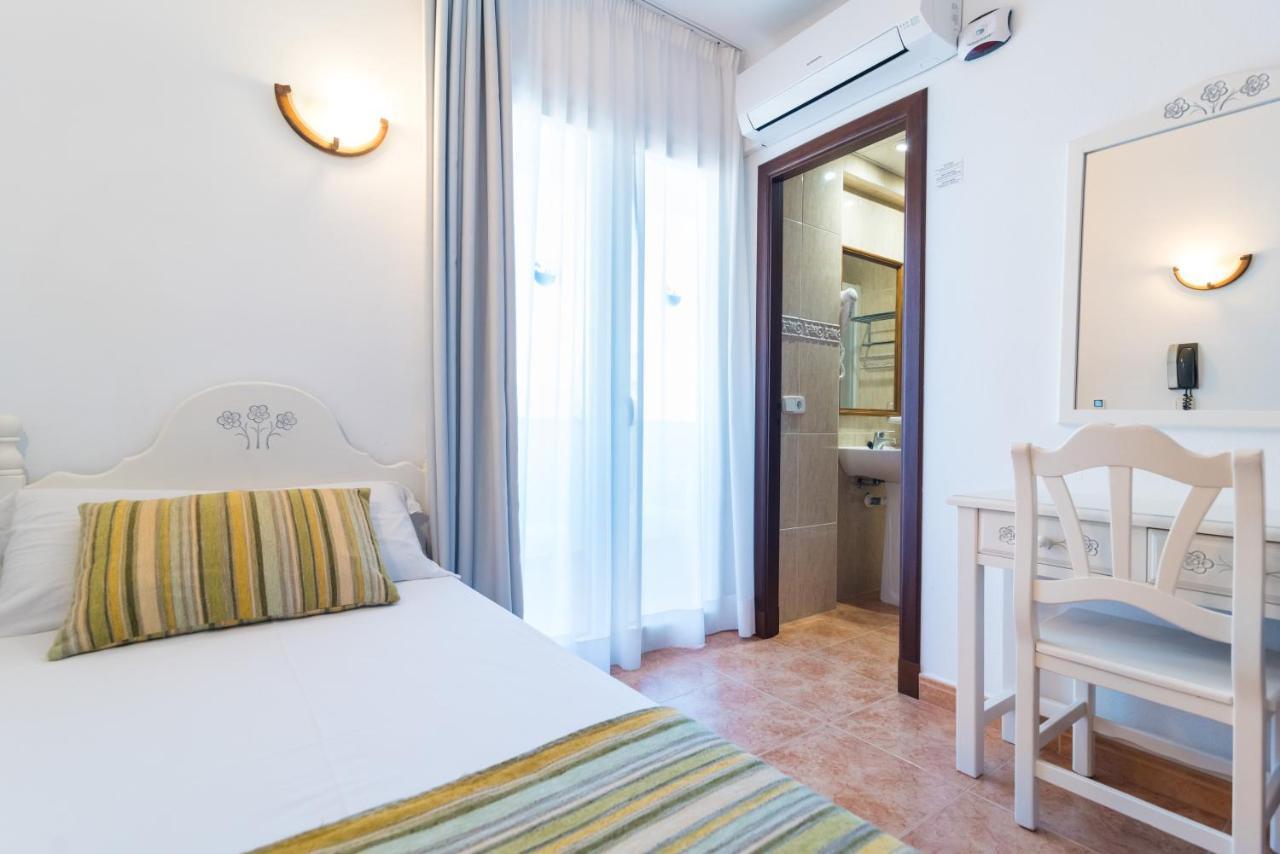 Hotel Ses Puntetes Cala D´Or Eksteriør bilde