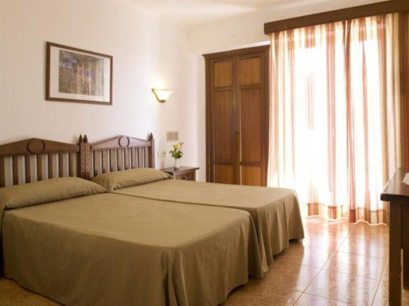 Hotel Ses Puntetes Cala D´Or Eksteriør bilde